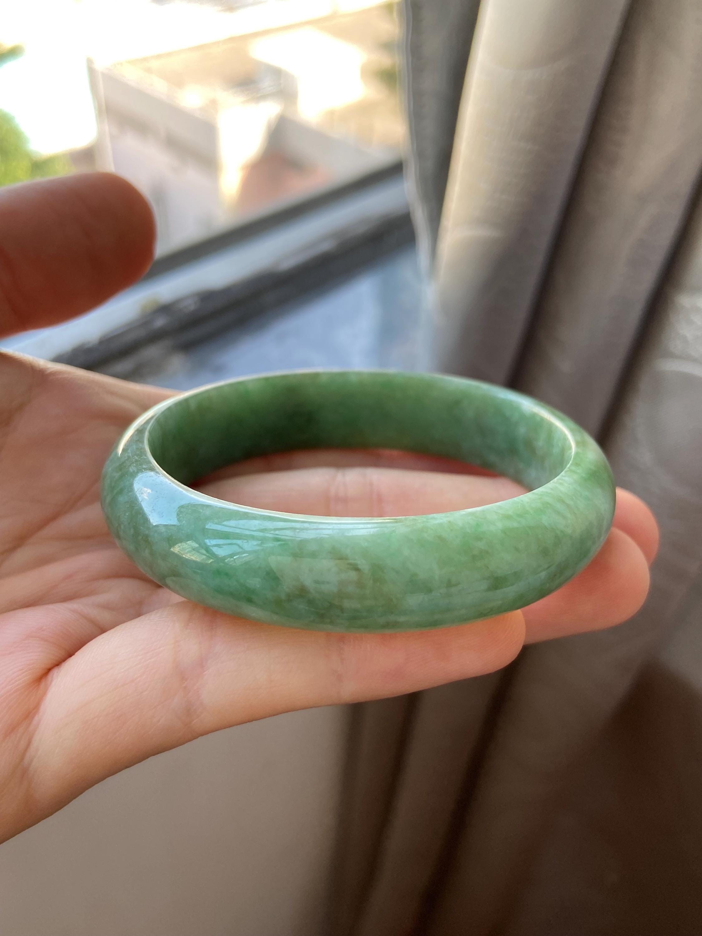 翡翠バングル 51.2 mm (2.0