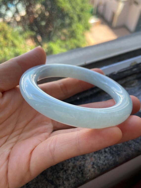 翡翠バングル 56.0 mm (2.20