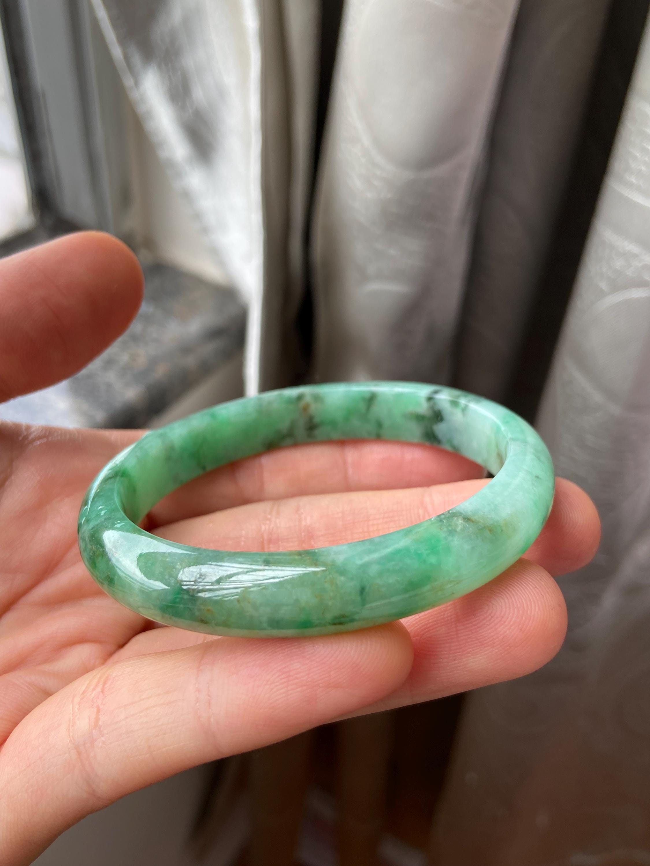 Bracciale In Giada Bianca Naturale: Gioiello Femminile Di Stile Classico Con Certificato, Misura 58mm
