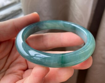 翡翠バングル 54.5 mm (2.15