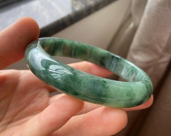 翡翠バングル 62.7 mm (2.47
