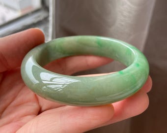翡翠製緑色バングル 翡翠バングル 53.4 mm (2.10