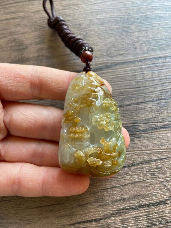 彫刻風景翡翠ペンダント、天然ビルマ産Aグレード翡翠 - Etsy 日本