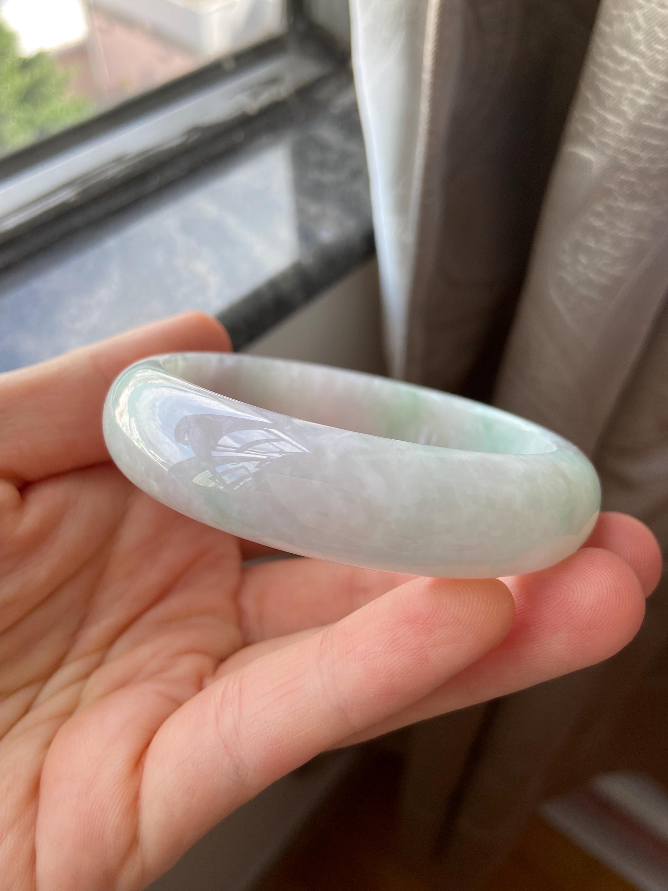 翡翠バングル 58.0 mm (2.28