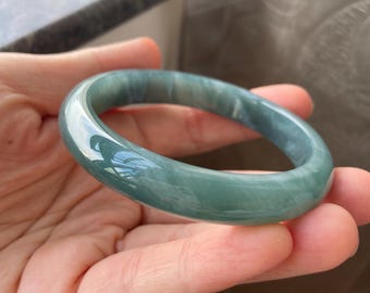 翡翠バングル 56.8 mm (2.24