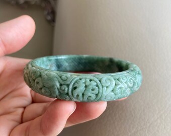 翡翠バングル 57.0 mm (2.24