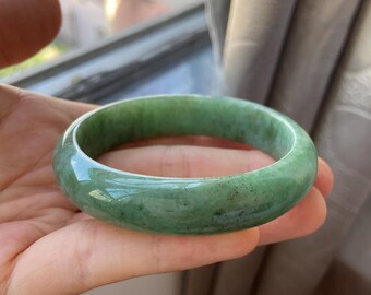翡翠バングル 51.2 mm (2.0