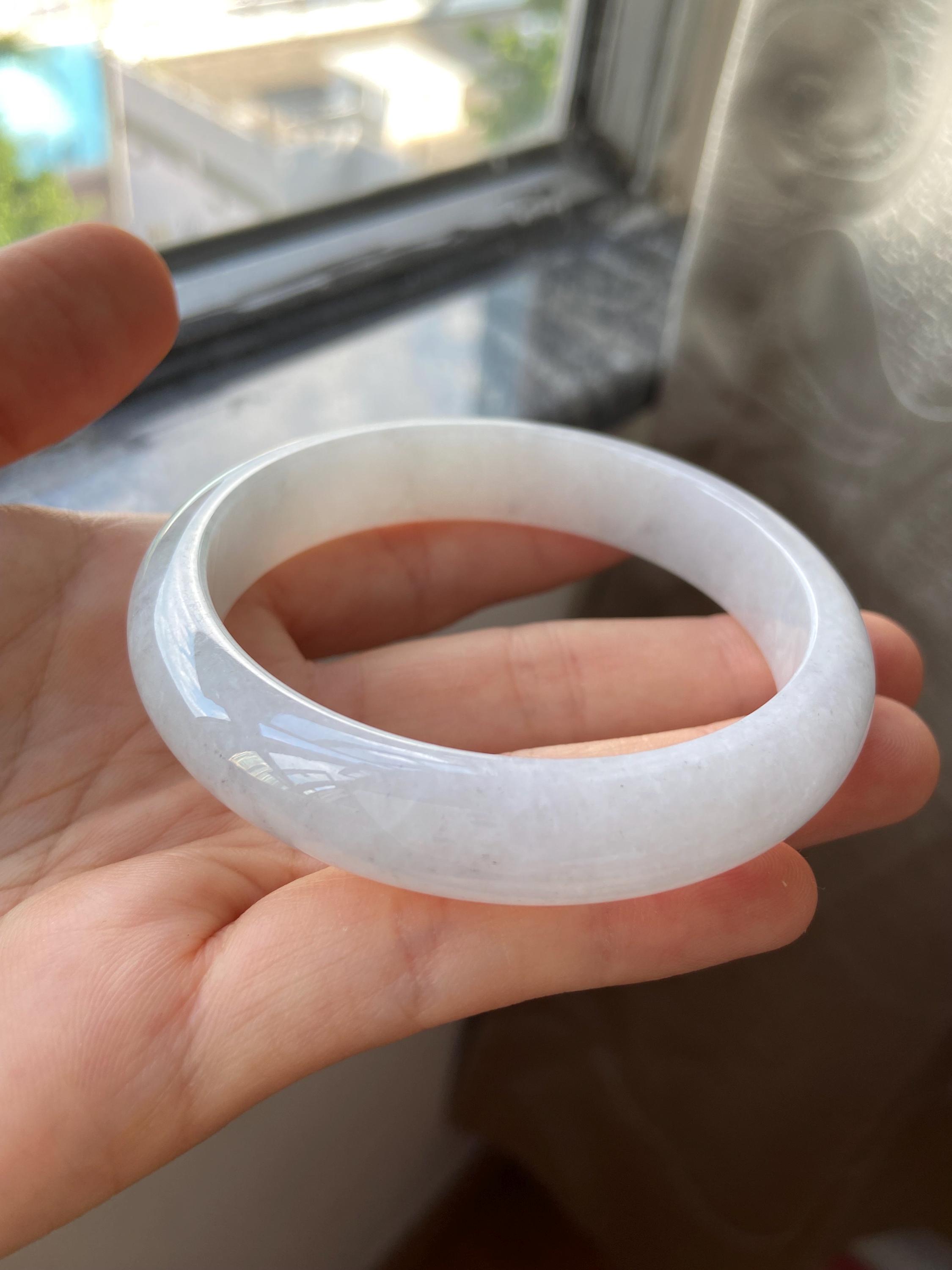 翡翠バングル 59.4 mm (2.34