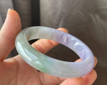 翡翠バングル 57.0 mm (2.24