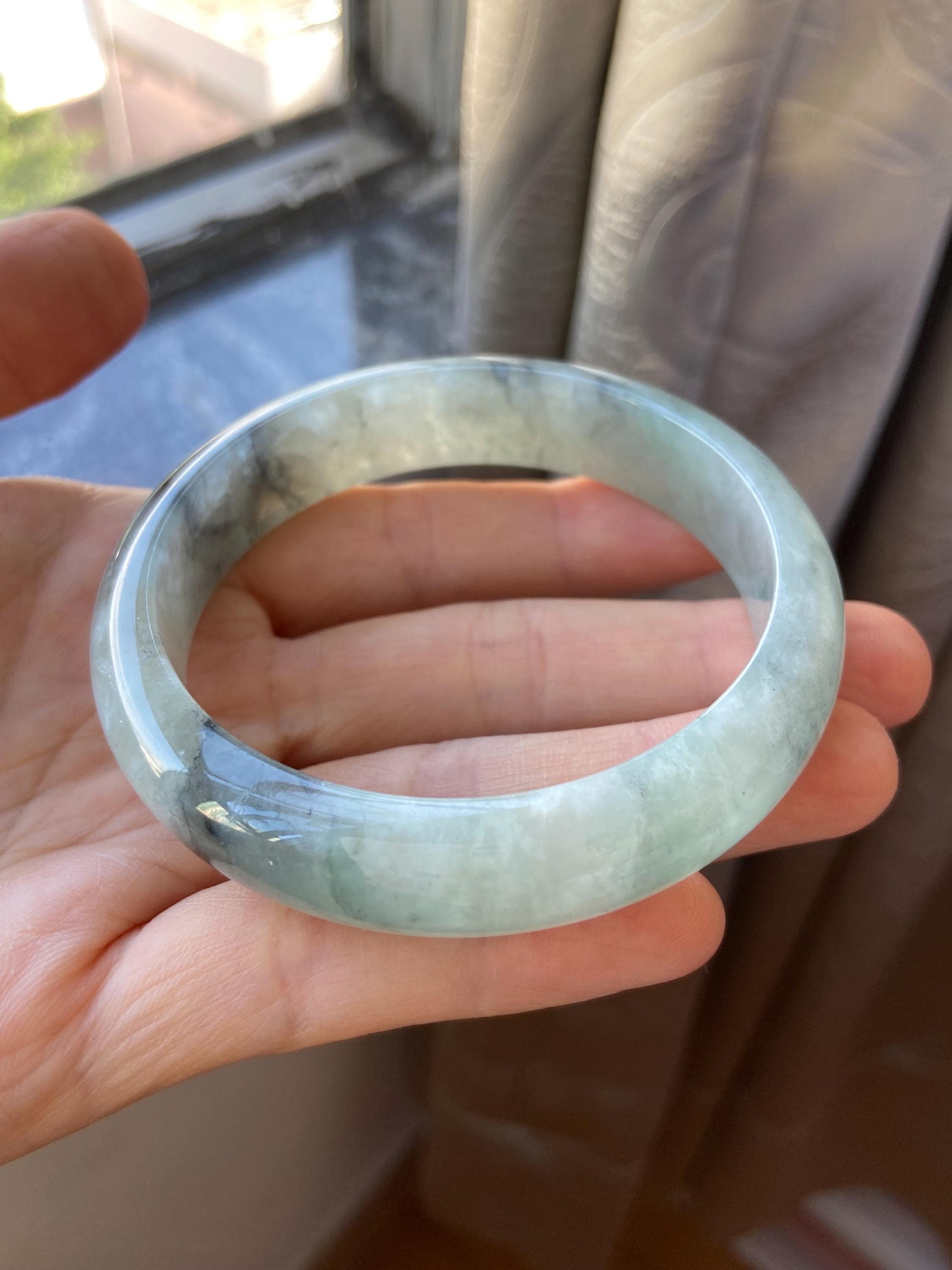 翡翠バングル 59.0 mm (2.32