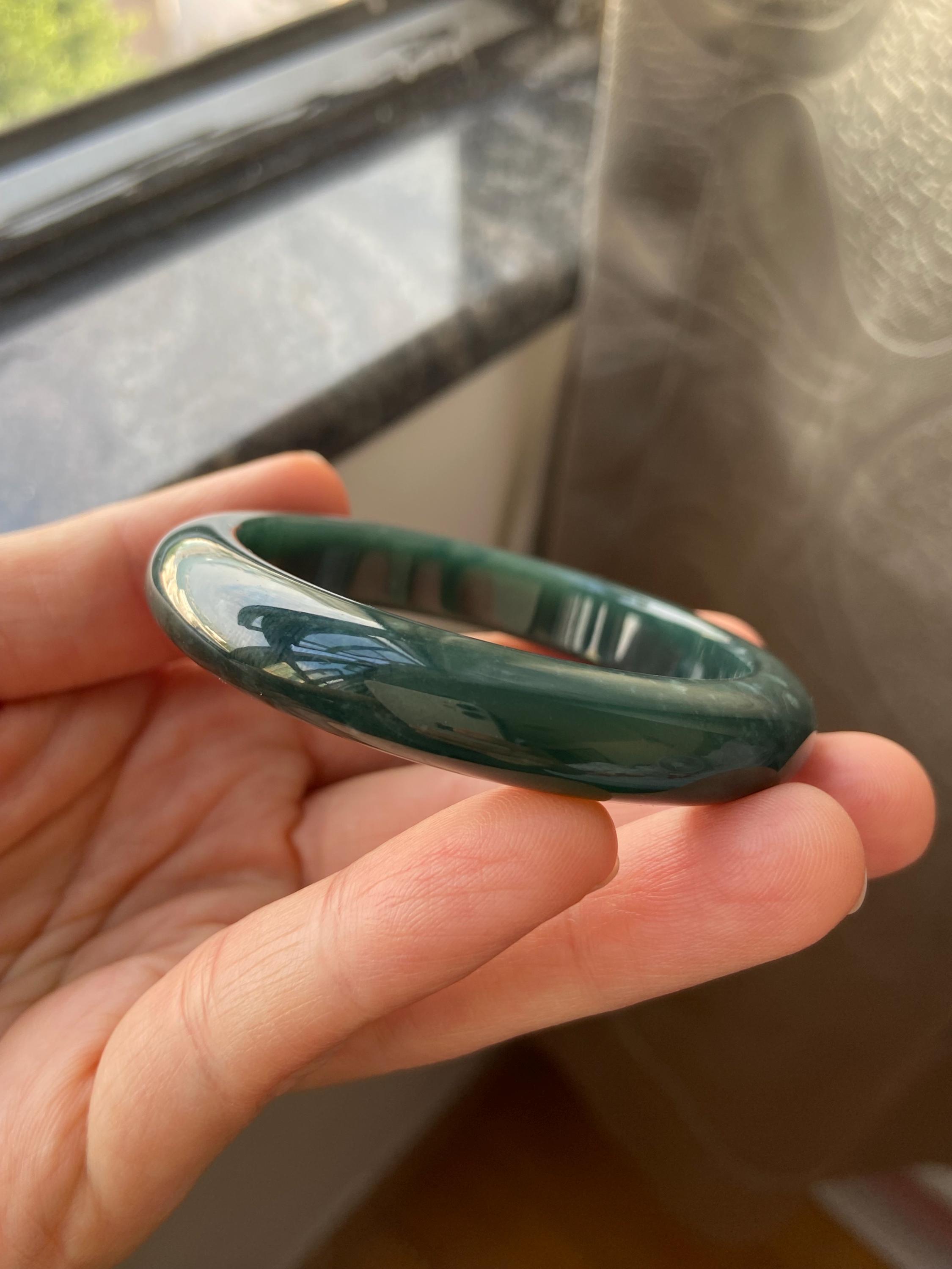 翡翠バングル 52.4 mm (2.06