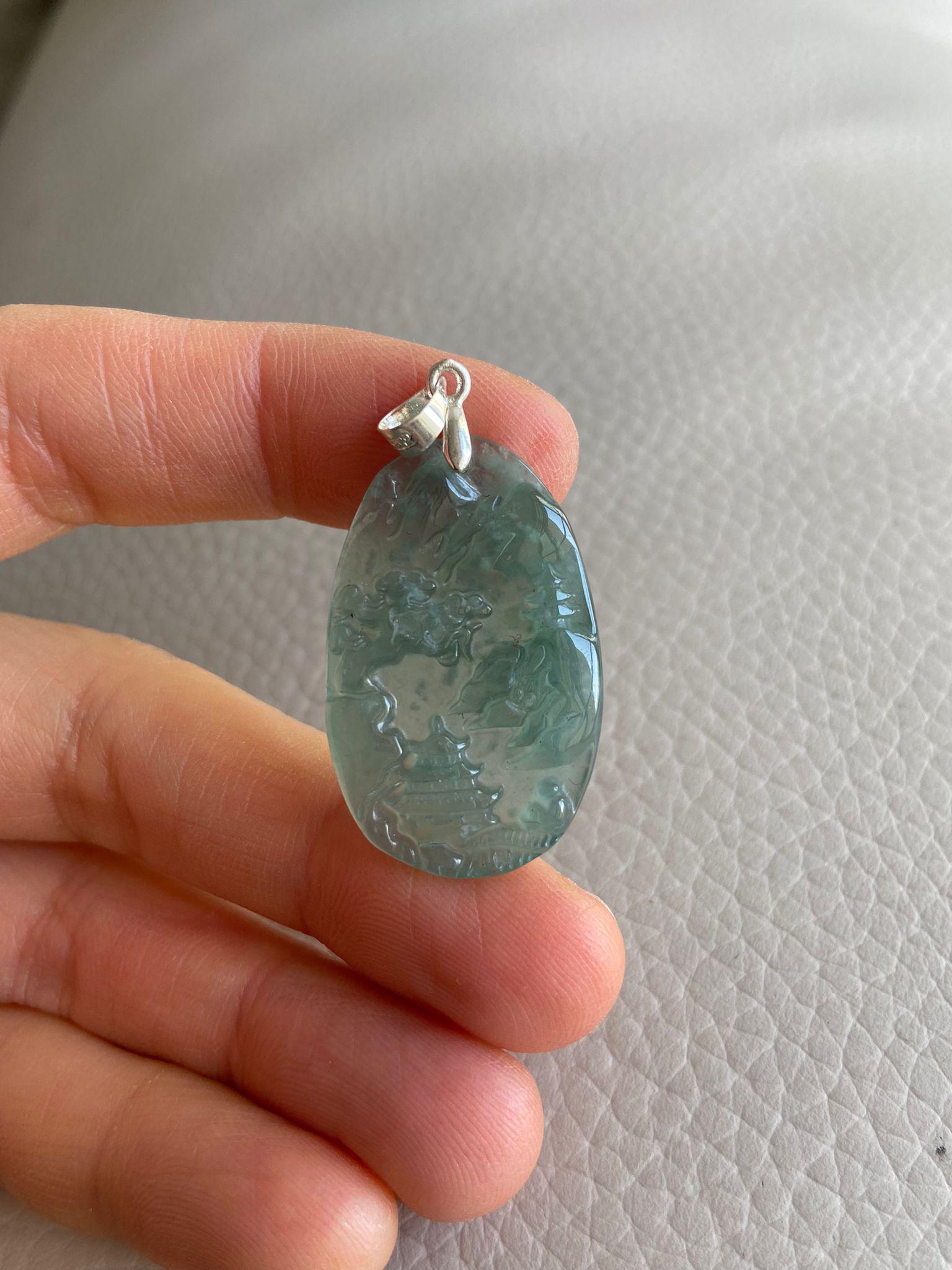 彫刻された風景翡翠ペンダント、中国風の風景、橋山木、天然タイプA