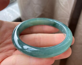 翡翠バングル 54.5 mm (2.15