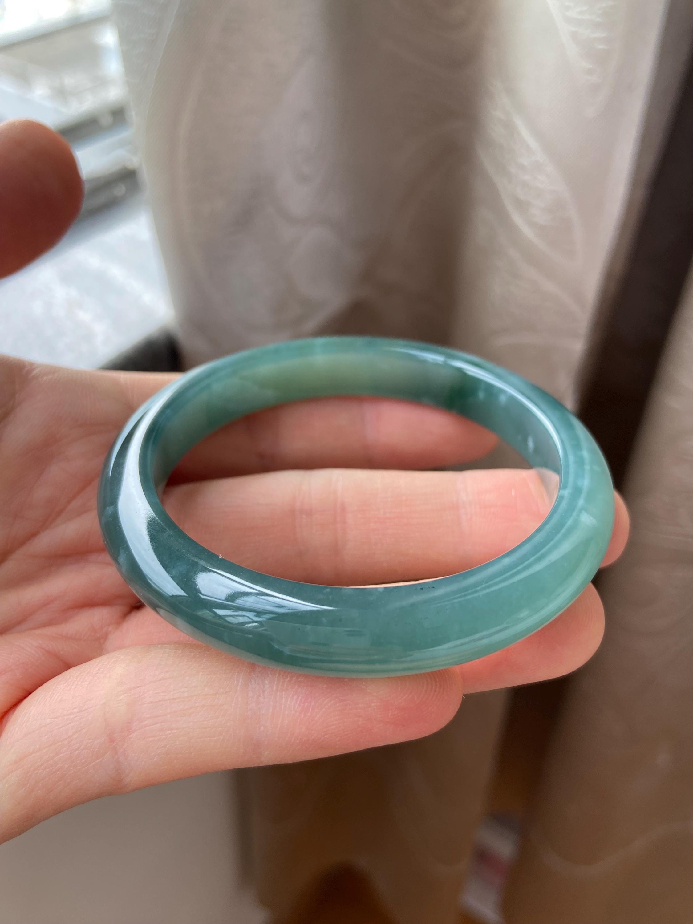 翡翠バングル 54.5 mm (2.15