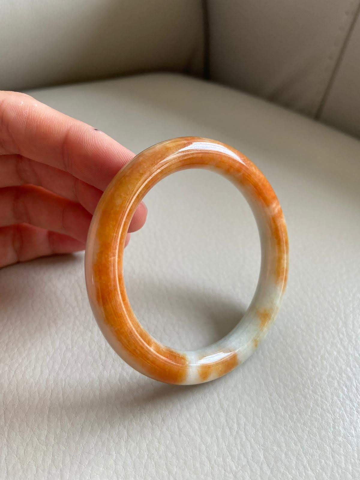翡翠バングル 53.6 mm (2.11