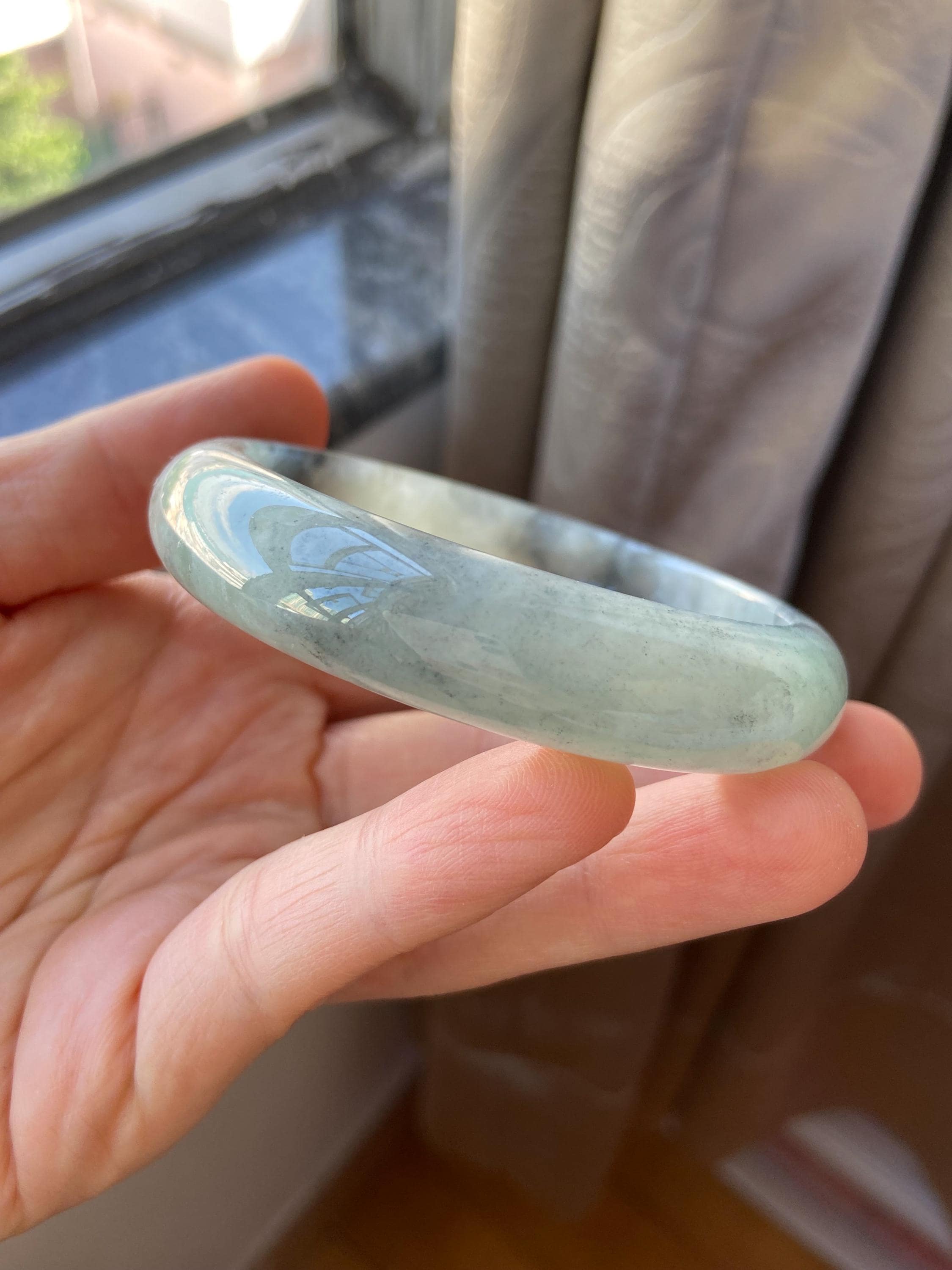 翡翠バングル 59.0 mm (2.32