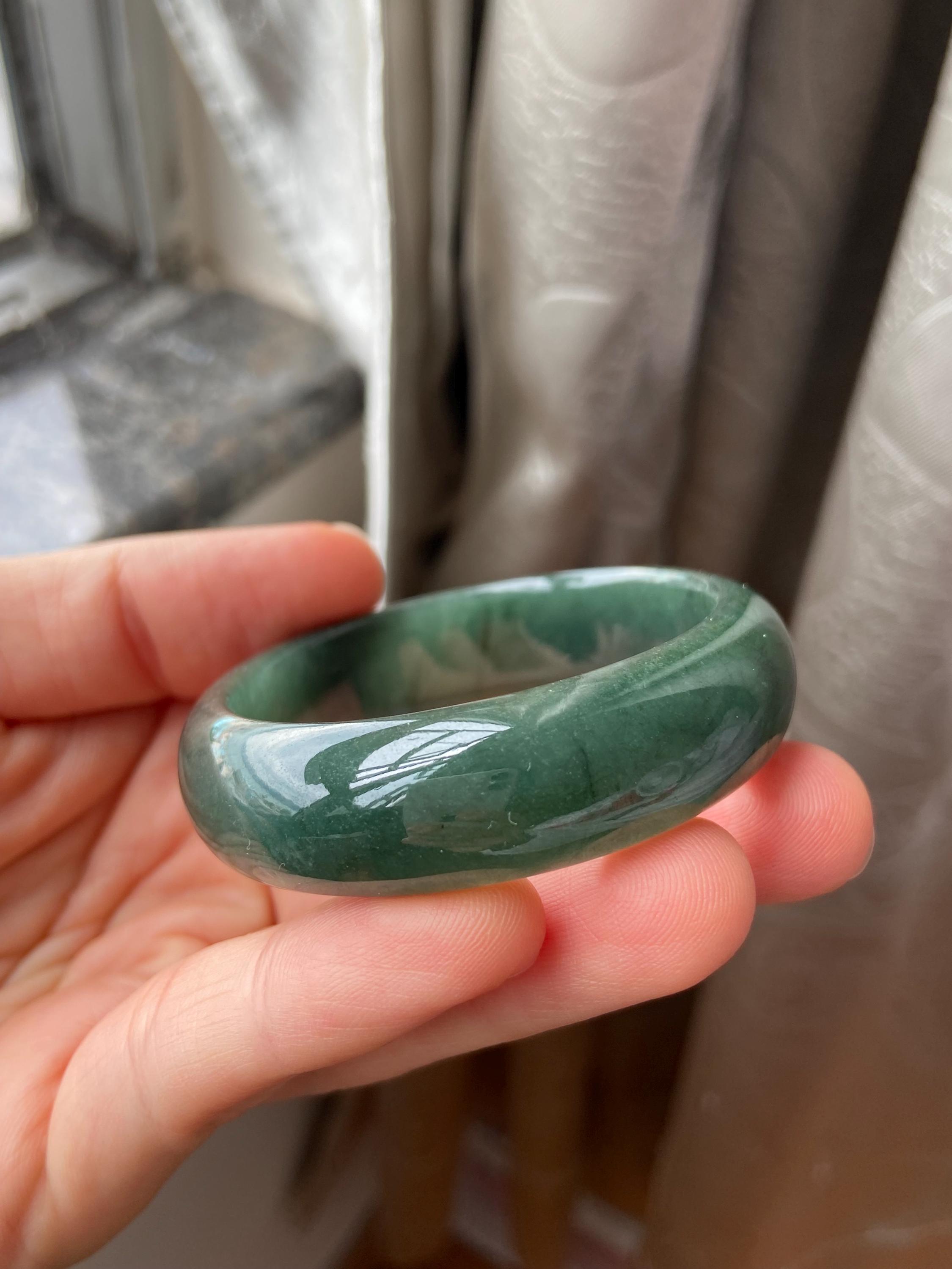 翡翠バングル 51.5 mm (2.03