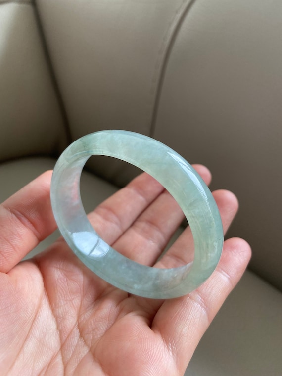 翡翠バングル？ 本翡翠バングル ミャンマー産 純白 完美品