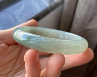 翡翠バングル 58.2 mm (2.29
