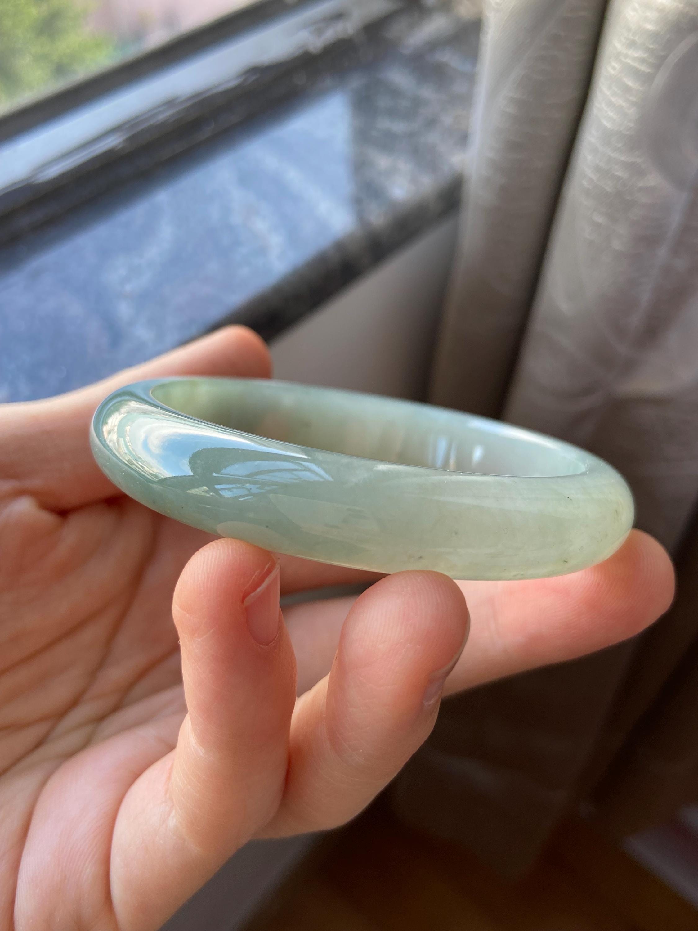 翡翠バングル 58.2 mm (2.29