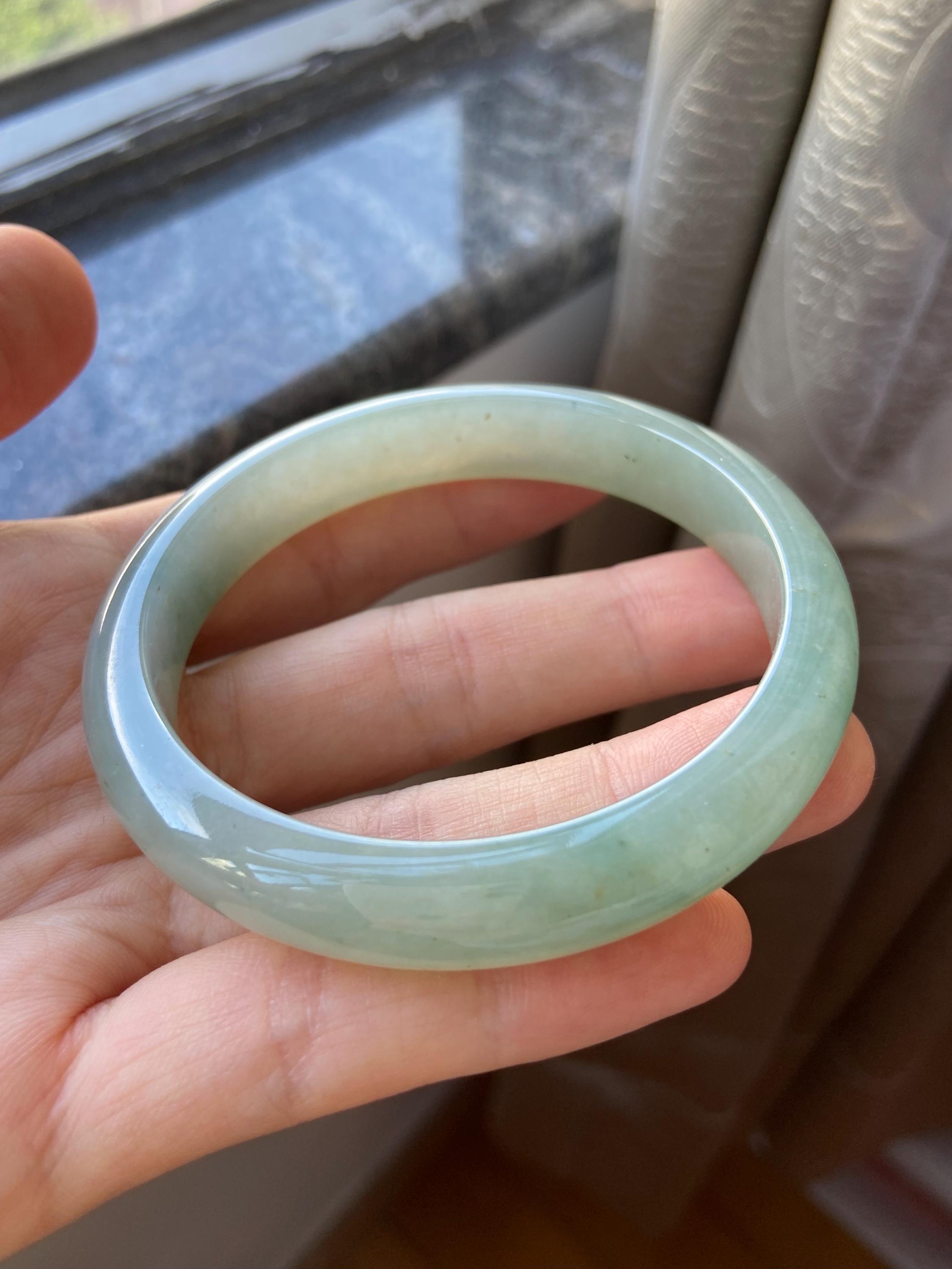 翡翠バングル 58.2 mm (2.29