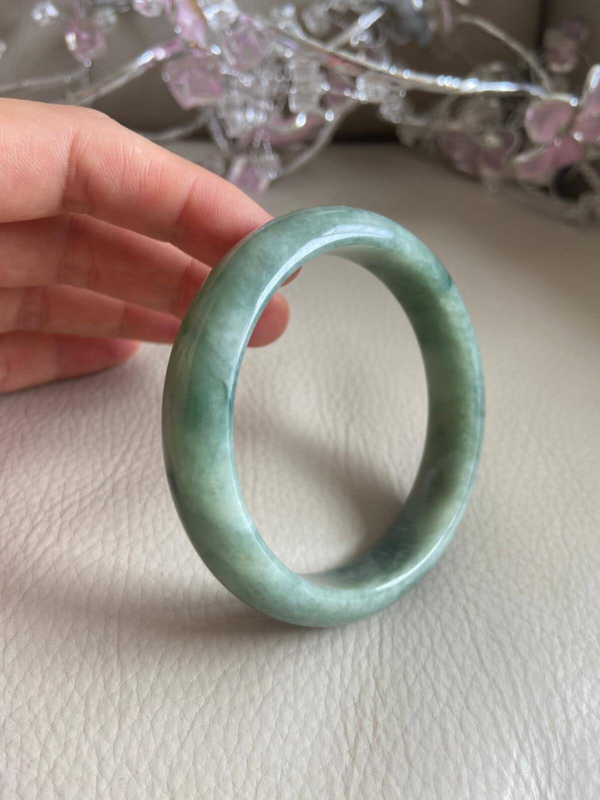 翡翠バングル 61.2 mm (2.41