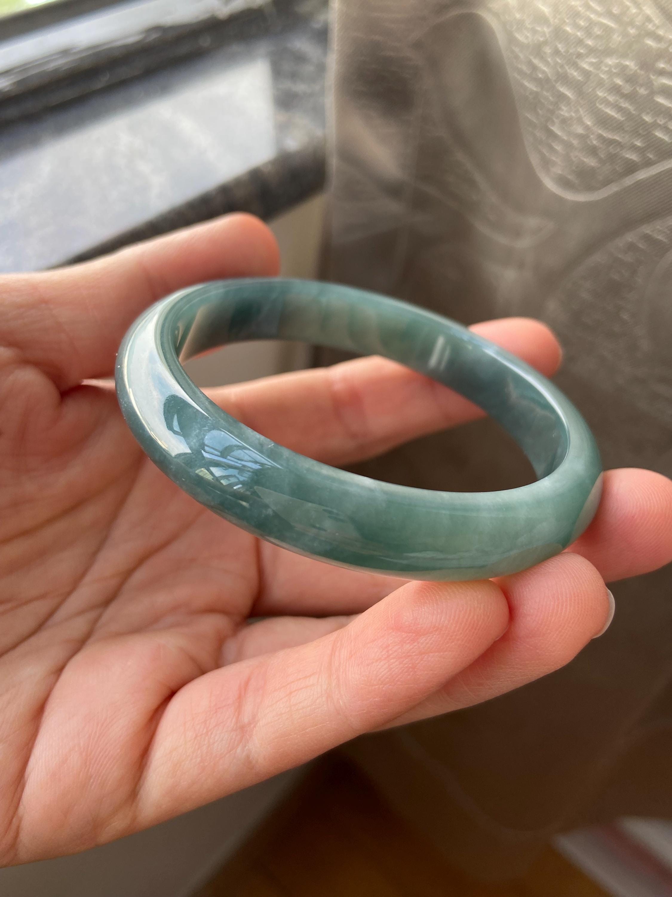 翡翠バングル 56.8 mm (2.24