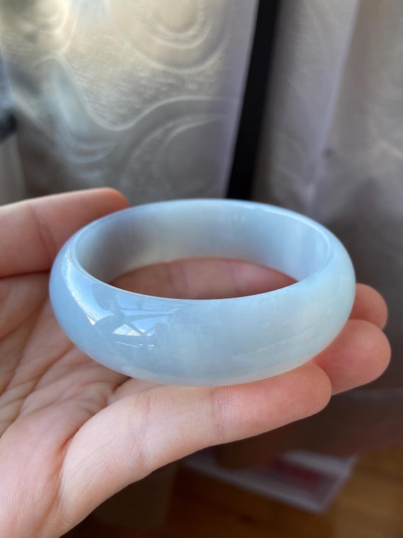 翡翠バングル 57.0 mm (2.24