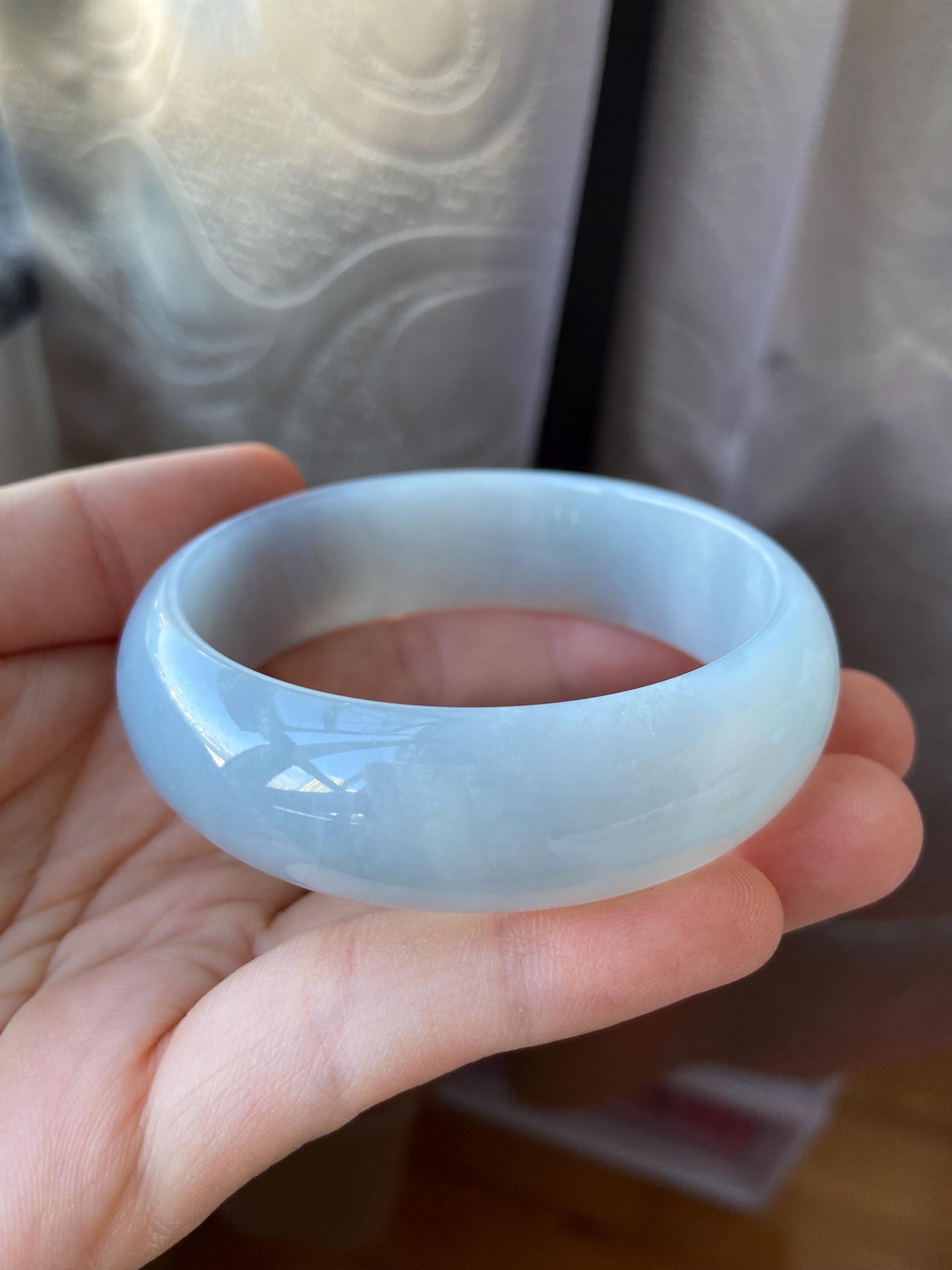 翡翠バングル 57.0 mm (2.24