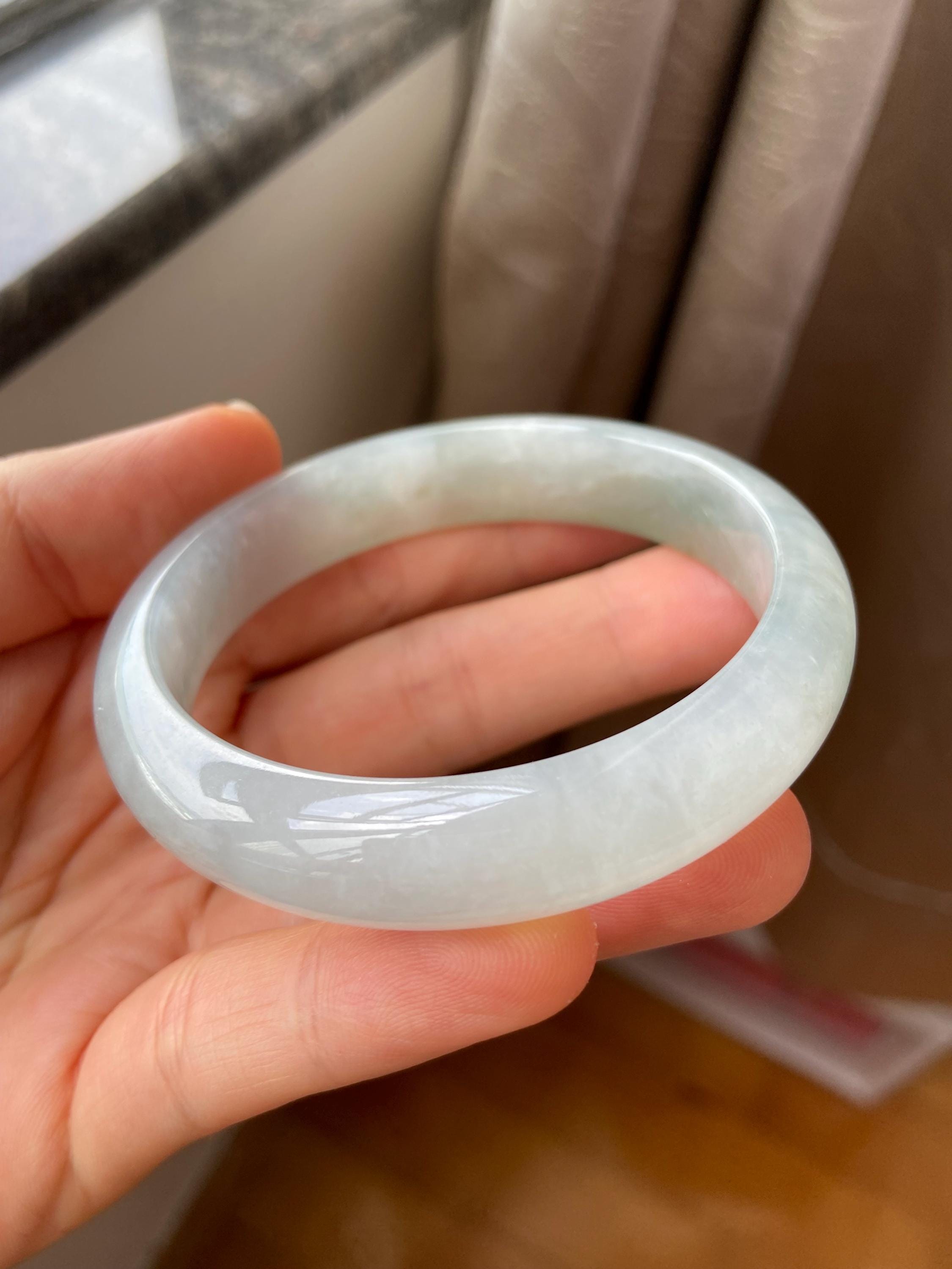 証明書付き❤️綺麗円型翡翠バングル 証明書付き翡翠バングル