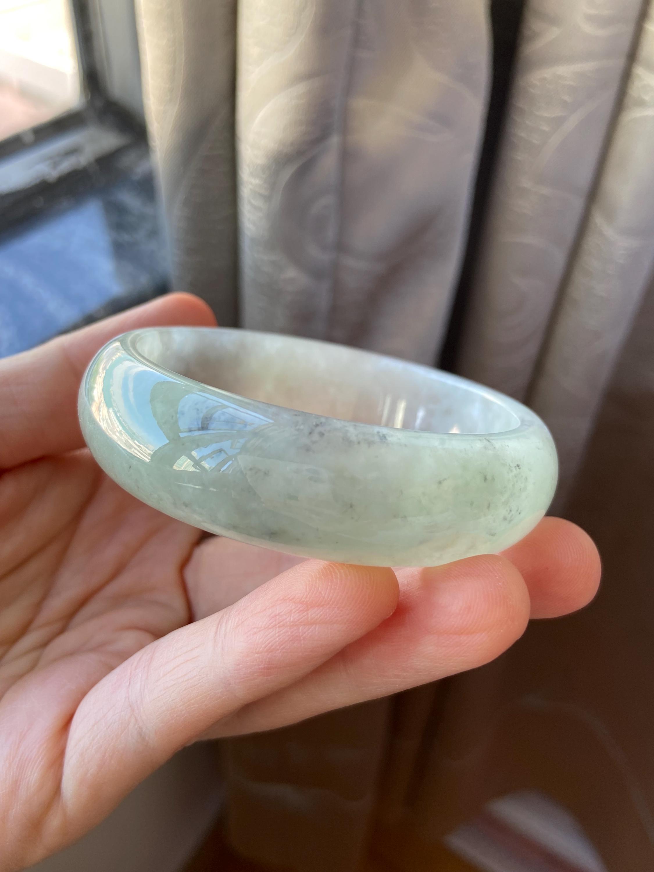 翡翠バングル 57.0 mm (2.24