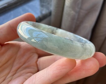 翡翠バングル 59.0 mm (2.32