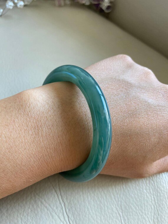 Jade Bangle 54.5mm (2.15