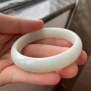 Jade Bangle 54.0mm (2.13"), Oval Shape, Light Green, Natural Jadeite Bracelet, Certified Grade A Jade, Myanmar Gemstones Jewelry