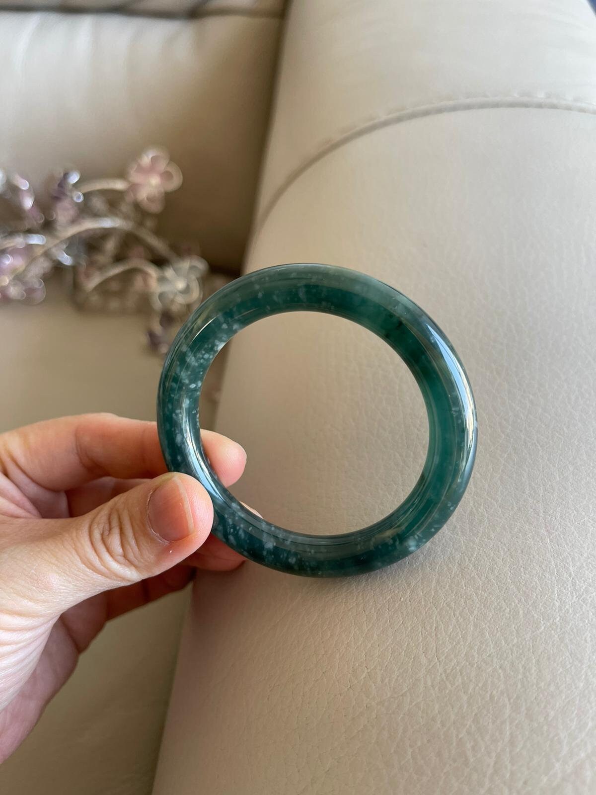 翡翠バングル 52.6 mm (2.07