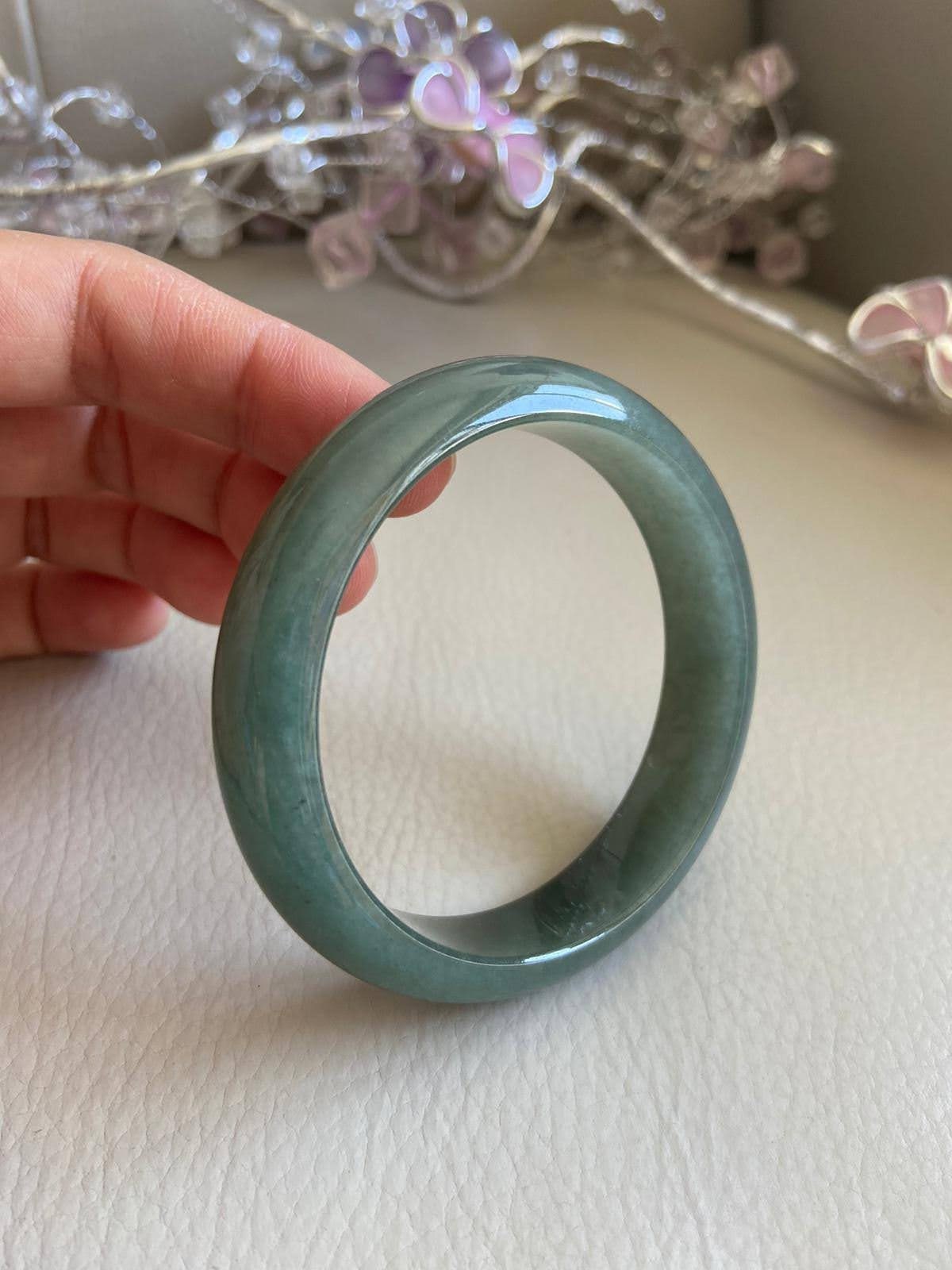 59mm Chinese Certified 100% Natural Green Black Xiu Jade