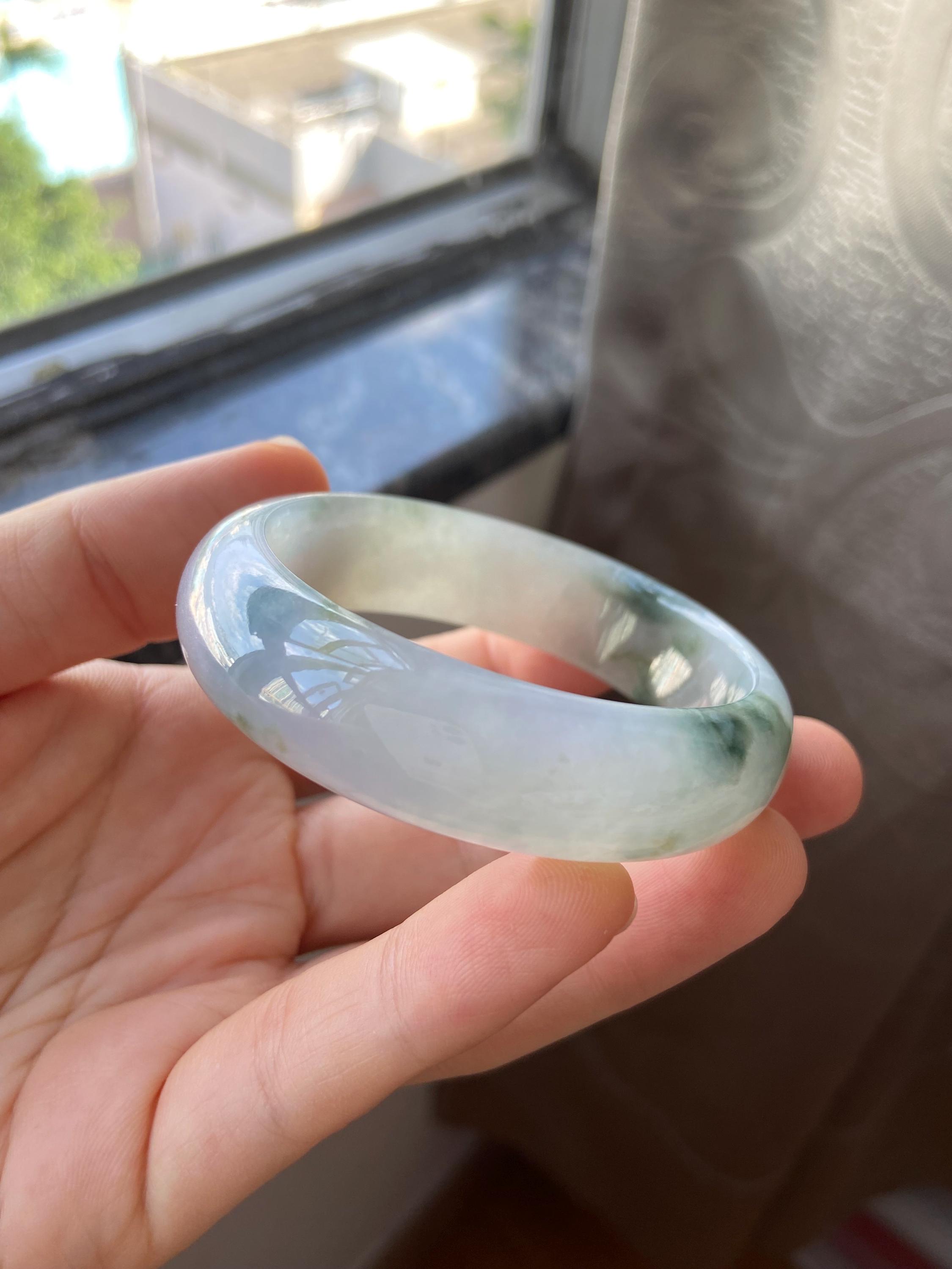 翡翠バングル 54.0 mm (2.13