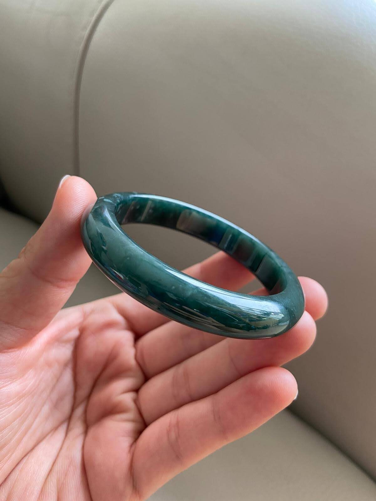 【新作からSALEアイテム等お得な商品満載】 翡翠バングル 52.4 mm (2.06 アクセサリー