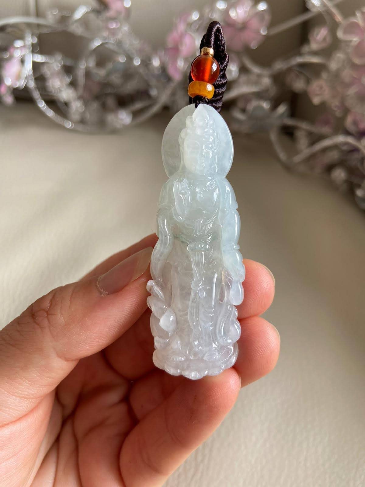 jade guanyin pendant
