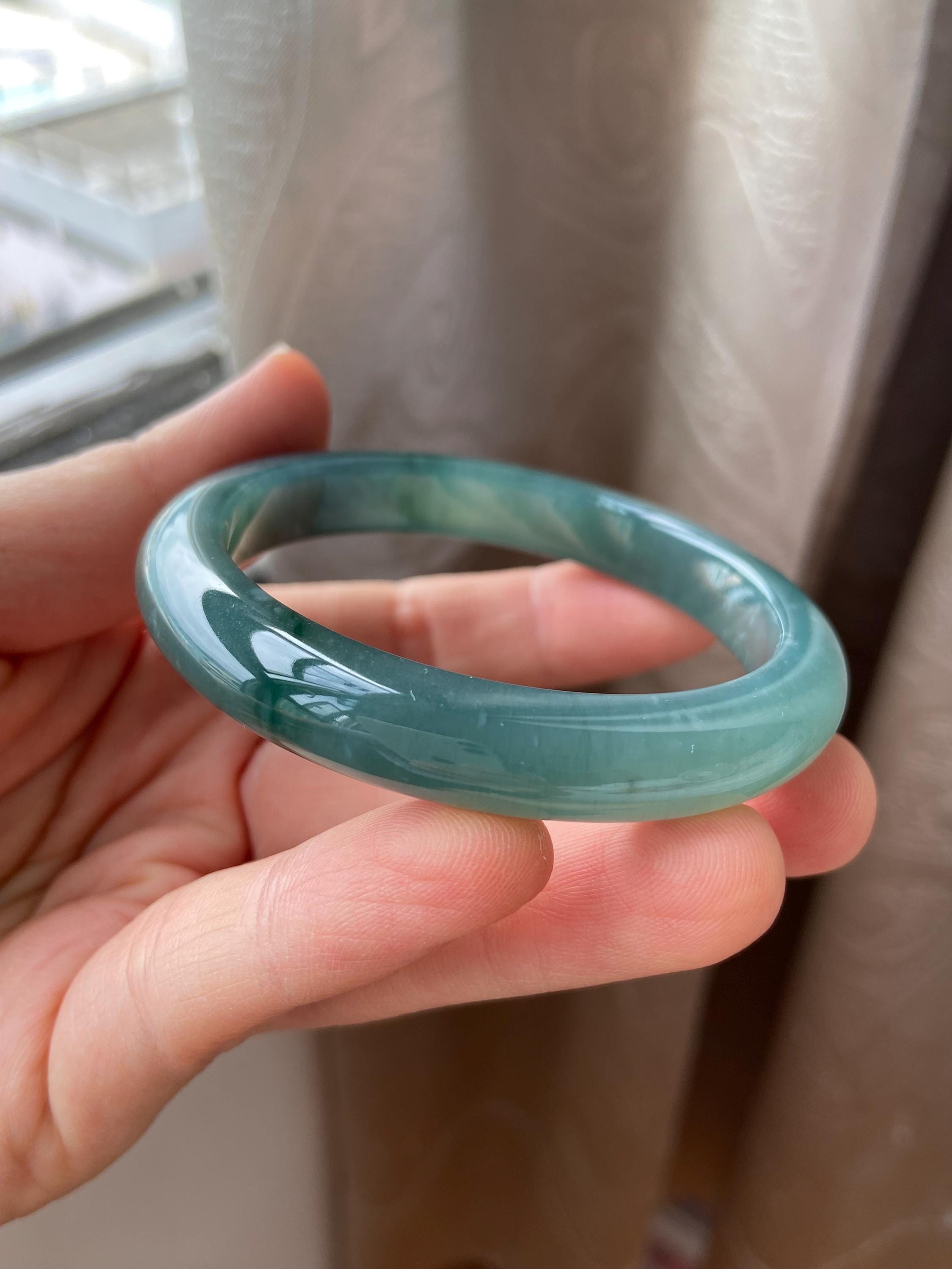 翡翠バングル 54.5 mm (2.15