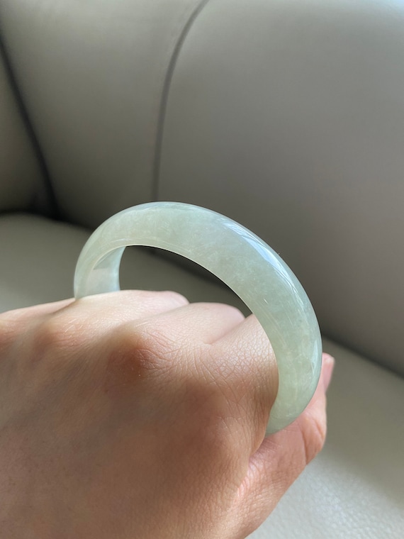 Jade Bangle 56.5mm (2.22