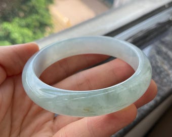 翡翠バングル 57.4 mm (2.26