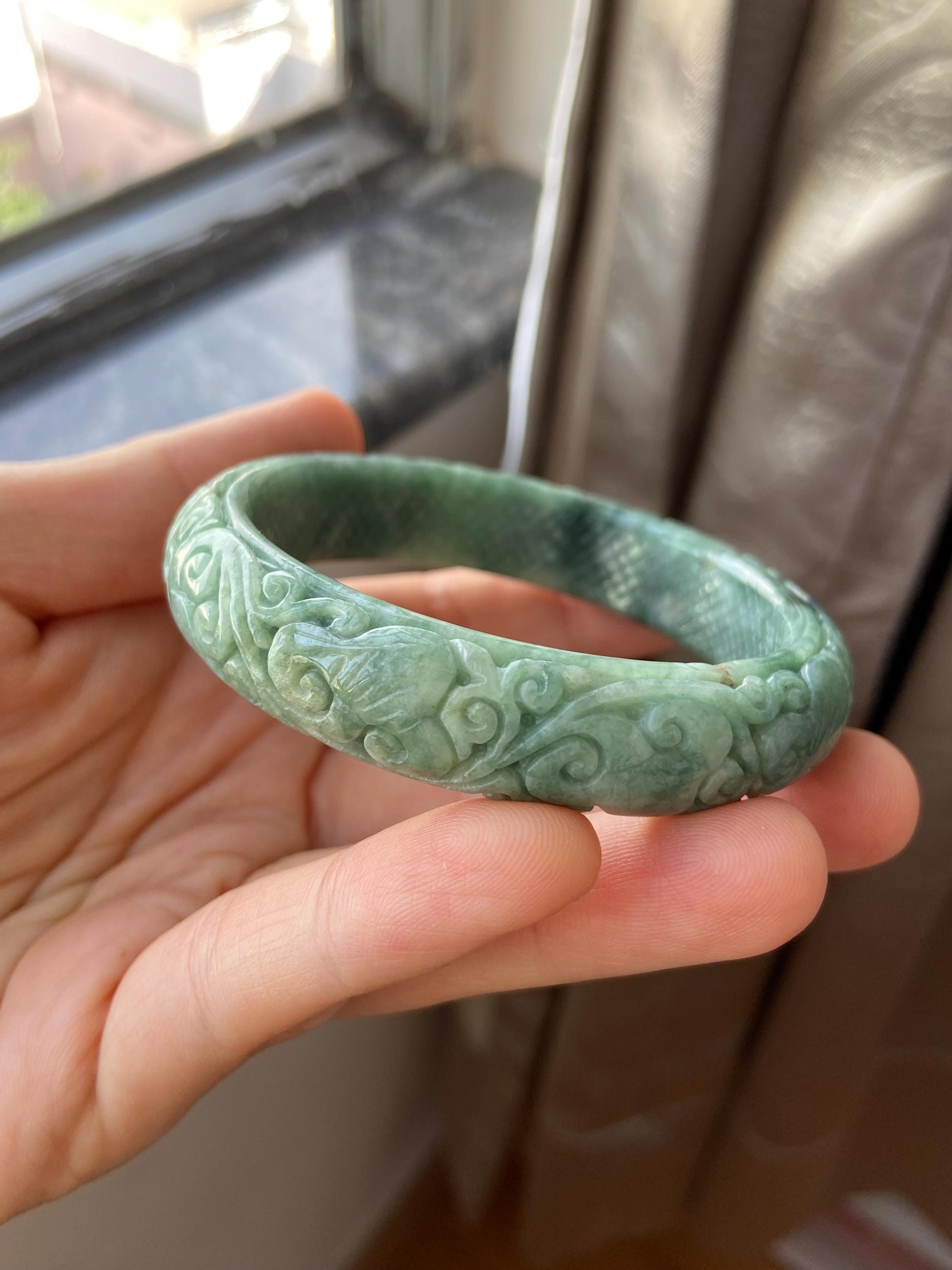 翡翠バングル 57.0 mm (2.24