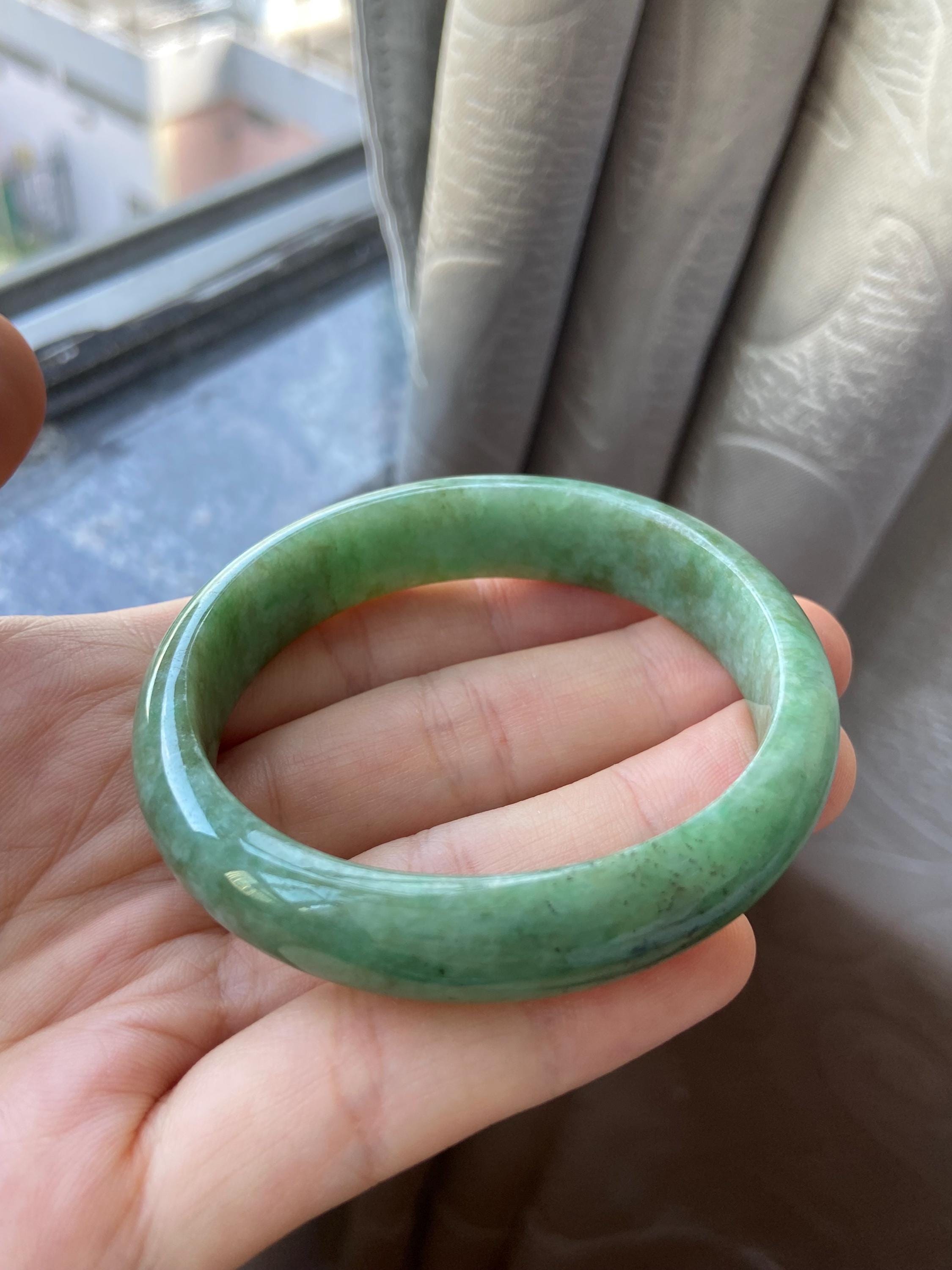 翡翠バングル 51.2 mm (2.0