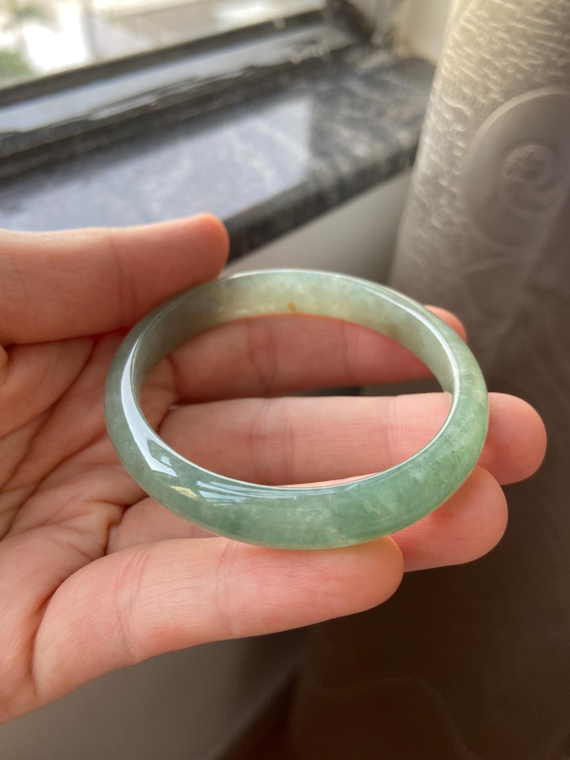 翡翠バングル 54.0 mm (2.12