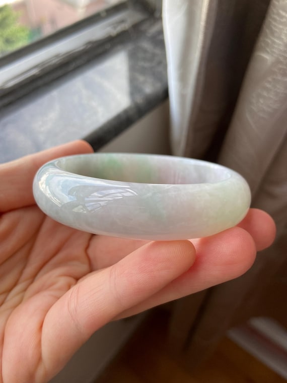 翡翠バングル 58.0 mm (2.28