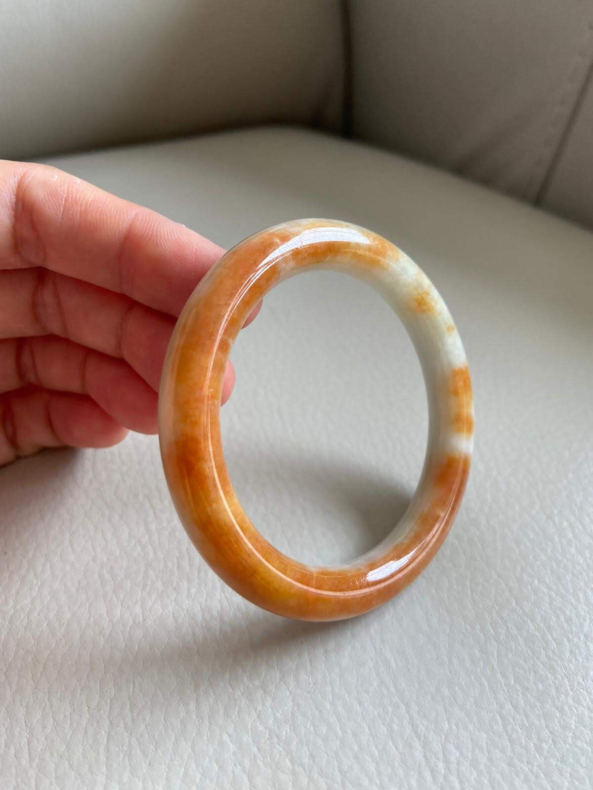 翡翠バングル 53.6 mm (2.11