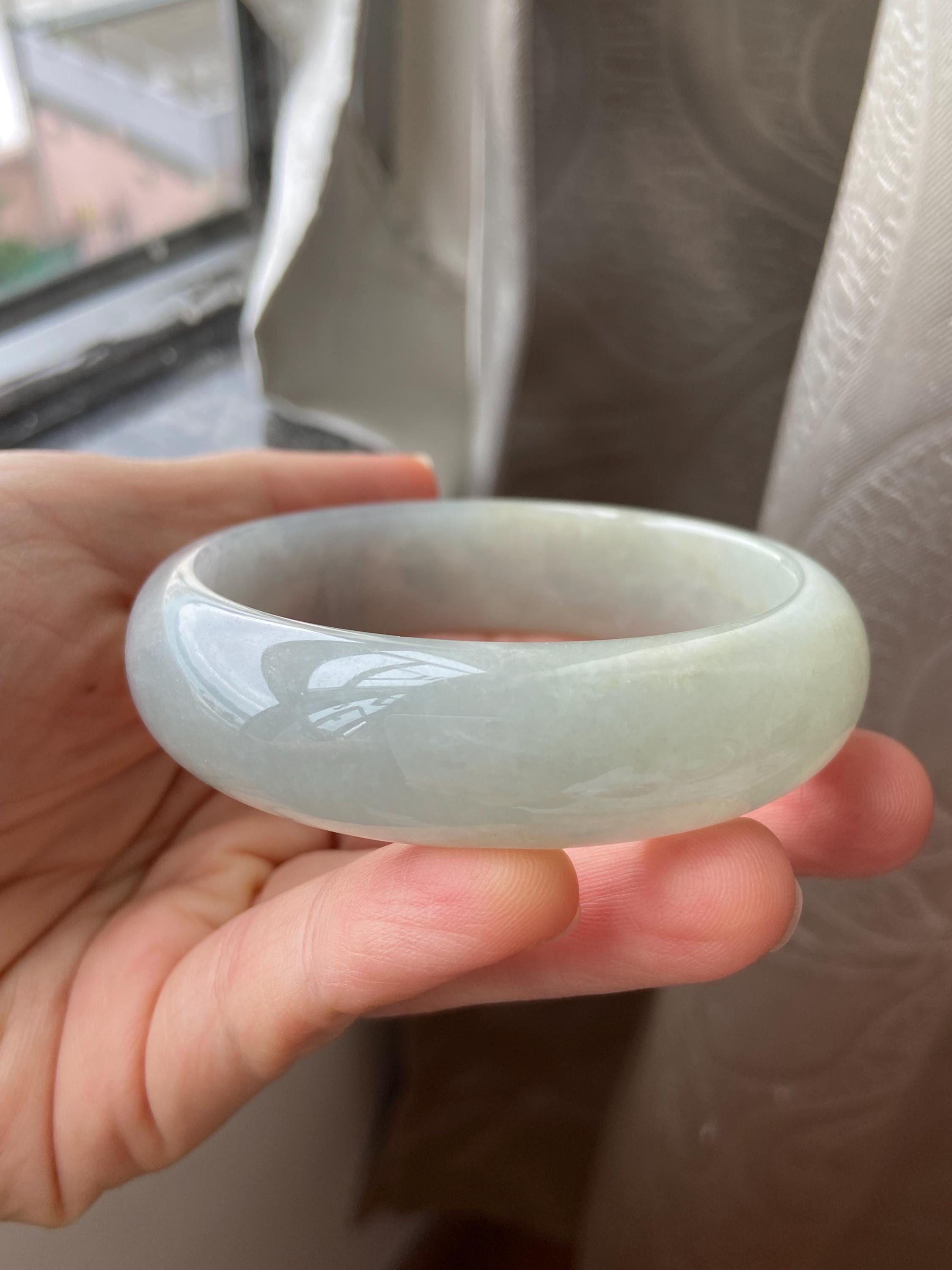 翡翠バングル 59.0 mm (2.32