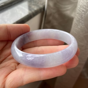 翡翠バングル 57.0 mm (2.24