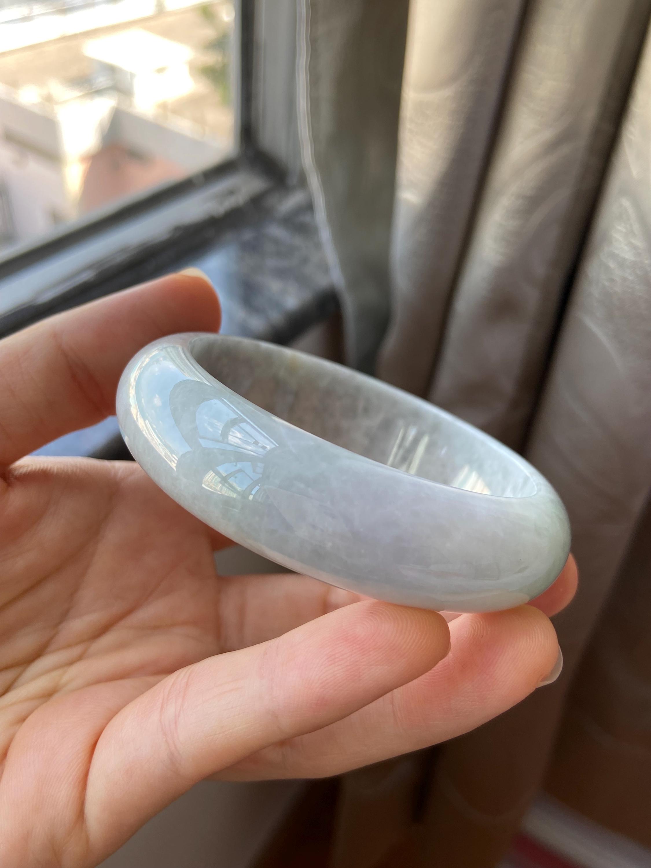 翡翠バングル 57.8 mm (2.28